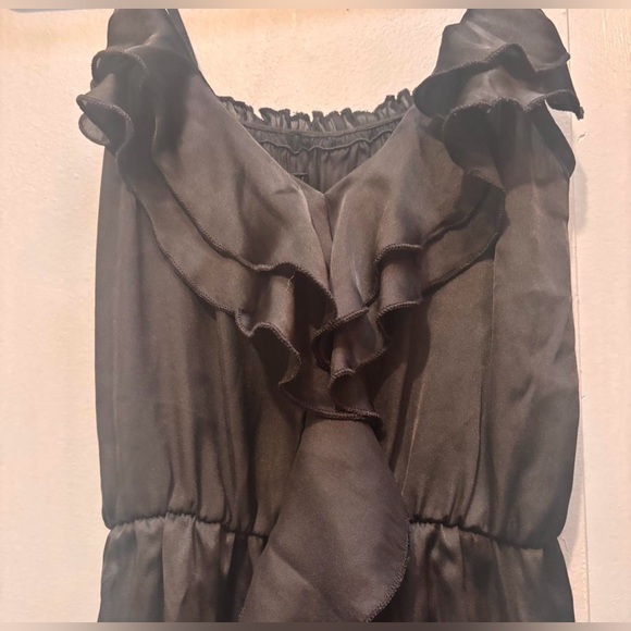 Black Ruffled Tank Top - Picture 3 of 6